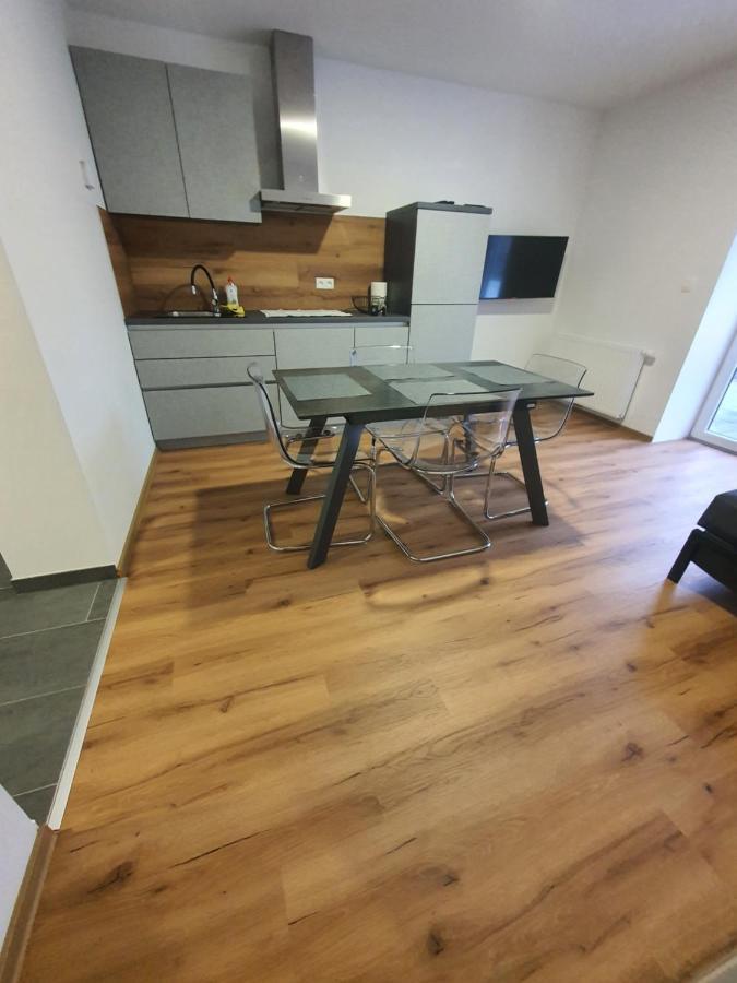 Apartment Šelih Maribor Buitenkant foto